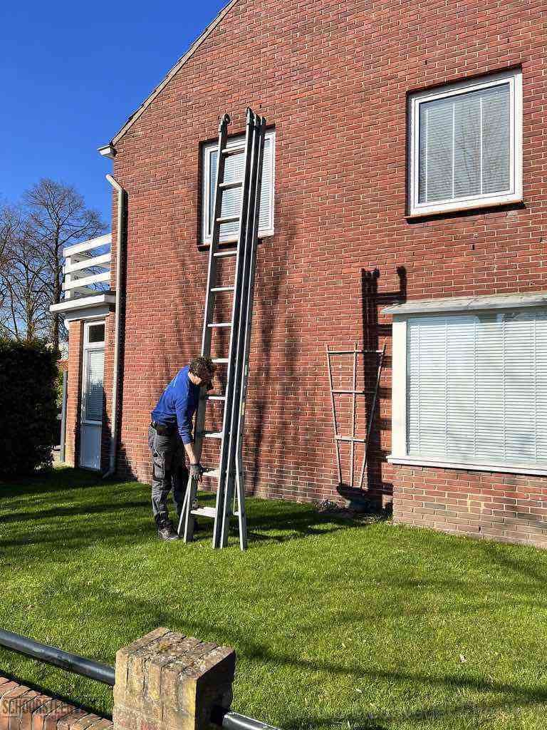 Friesland schoorsteenveger huis ladder